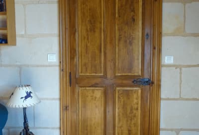 menuisier porte bois
