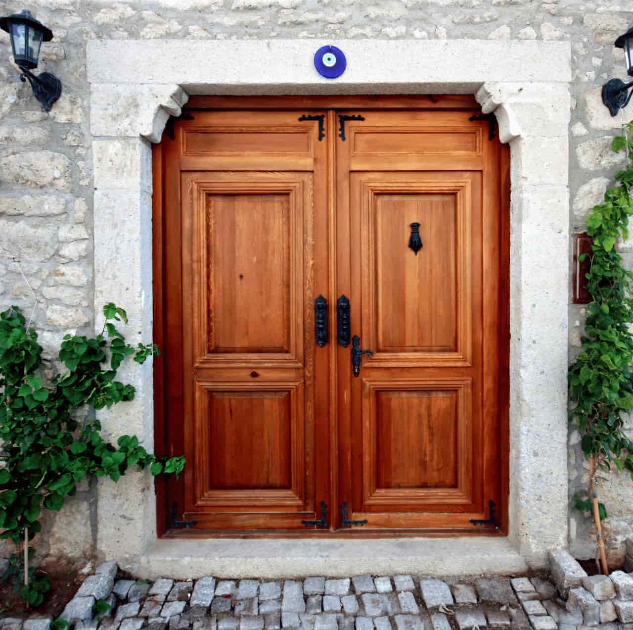 porte d'entrée bois