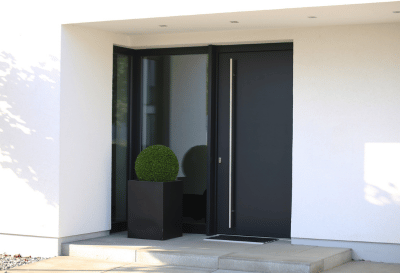 pose de porte d'entrée angers